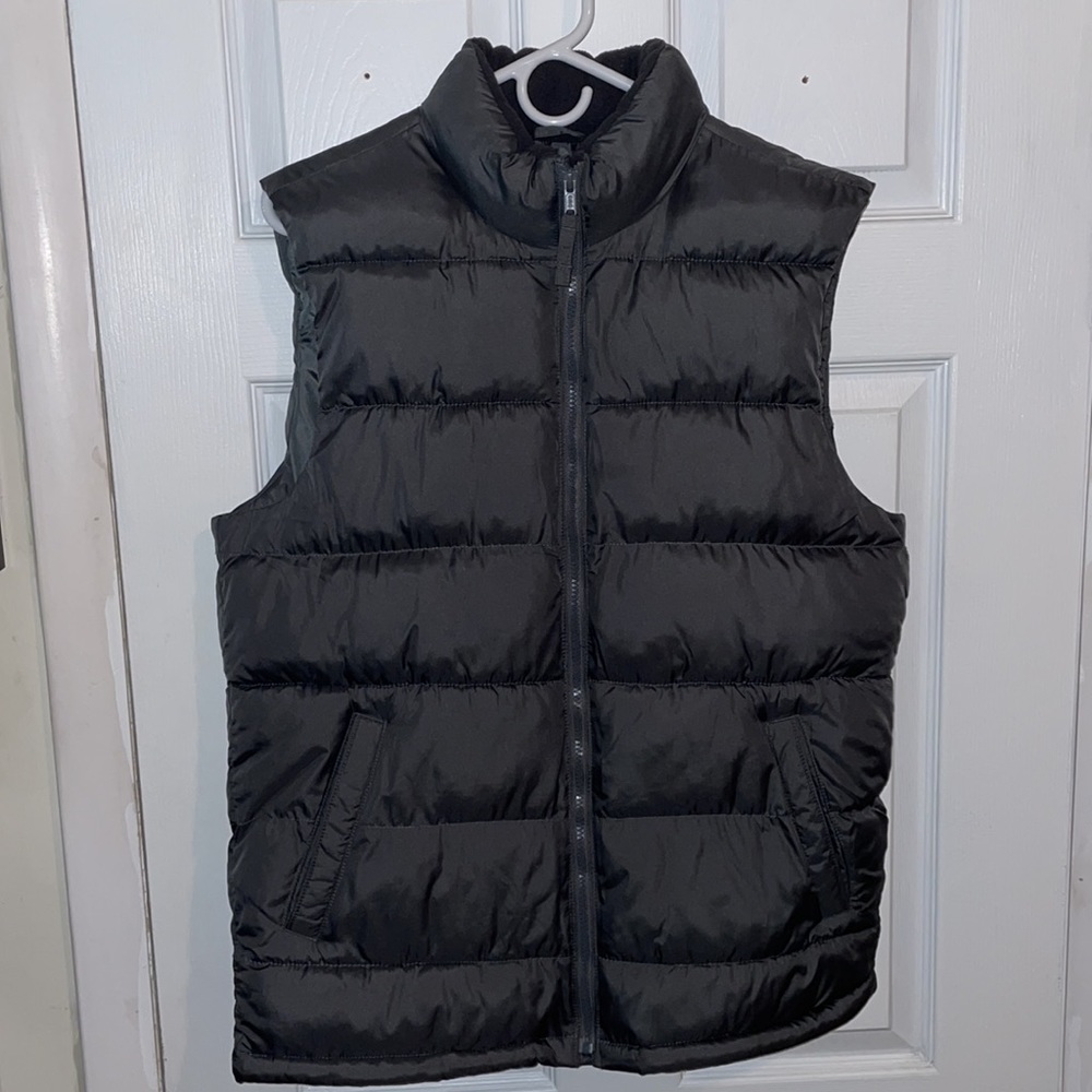 Old Navy Size M Water Resistant Charcoal Grey Vest